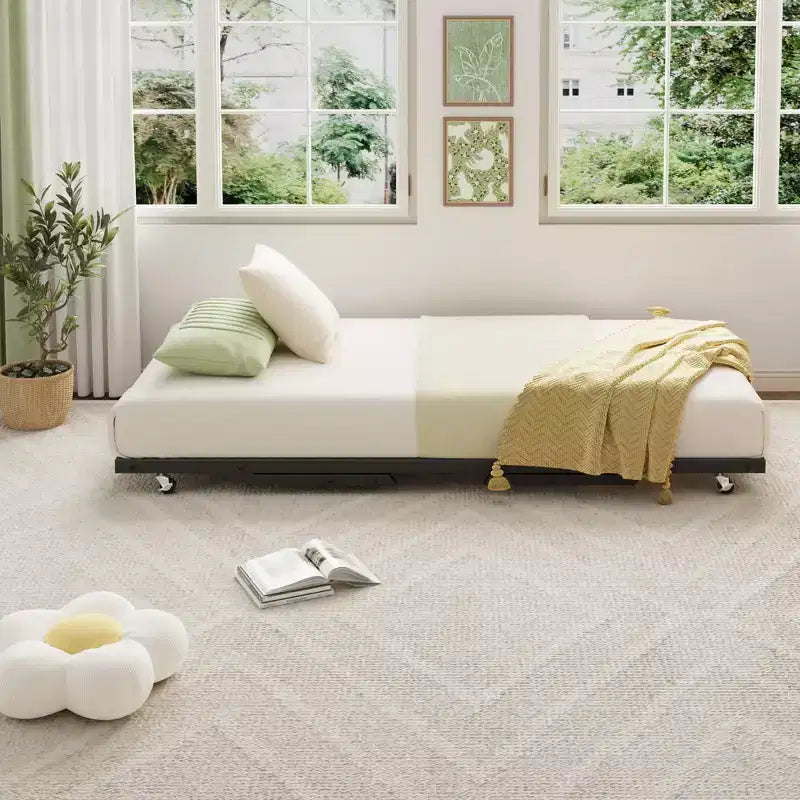 Struttura letto a rotelle doppia con piattaforma in metallo a scomparsa e ruote bloccabili, design pieghevole per camere degli ospiti e pigiama party